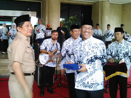 Pencarian PGRI Kab. Lumajang - Persatuan Guru Republik Indonesia Cabang Kab. Lumajang